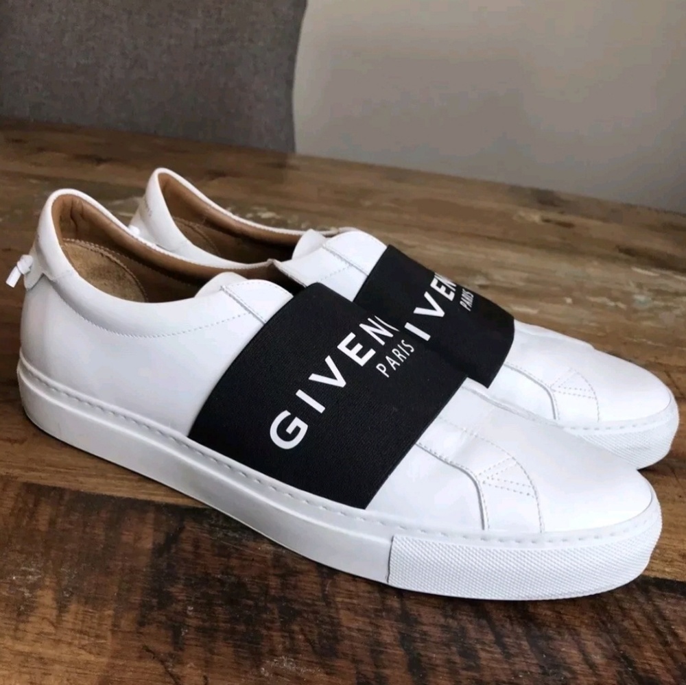 100% authentic givenchy sneakers